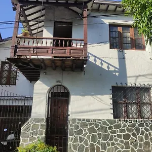 Prado Colonial Pensión