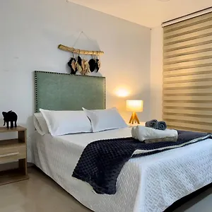 Easyhouse Bed and breakfast