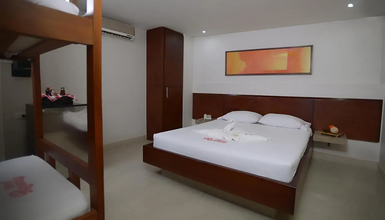 Hotel Romanza Medellin 3*,